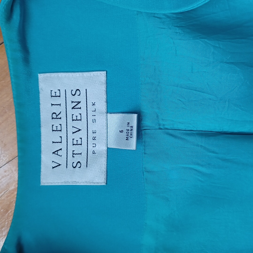 100% Pure Silk light blue suit size 6 - Picture 8 of 16
